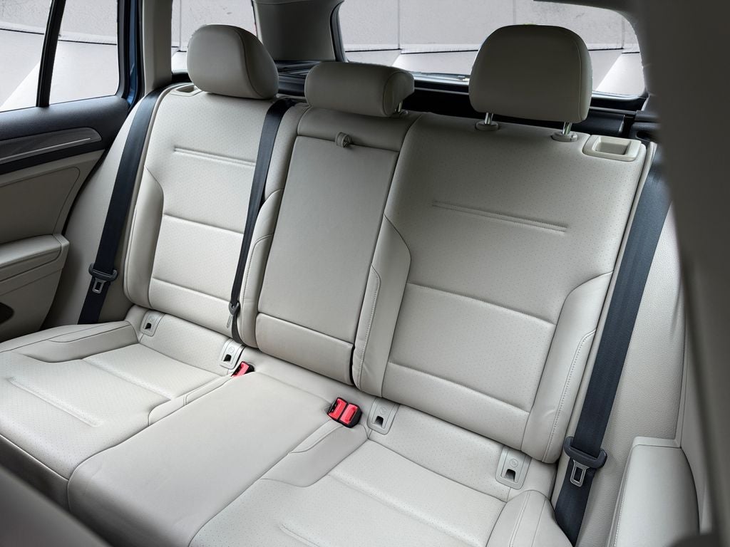 2017 Volkswagen Golf Alltrack Base