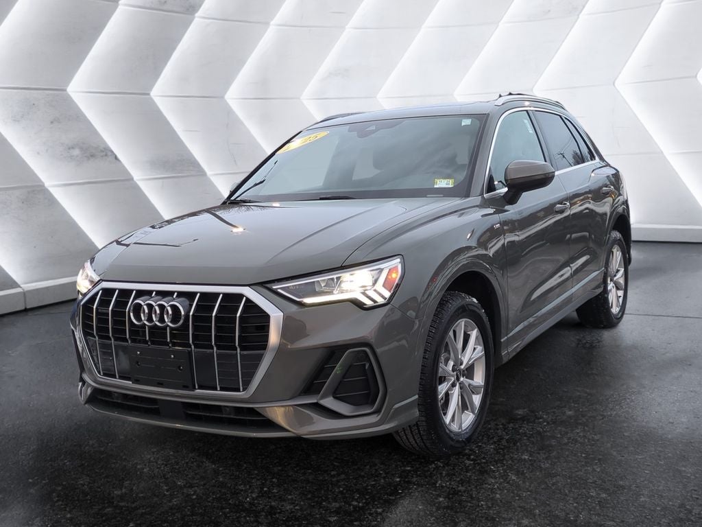 2025 Audi Q3 S line Premium