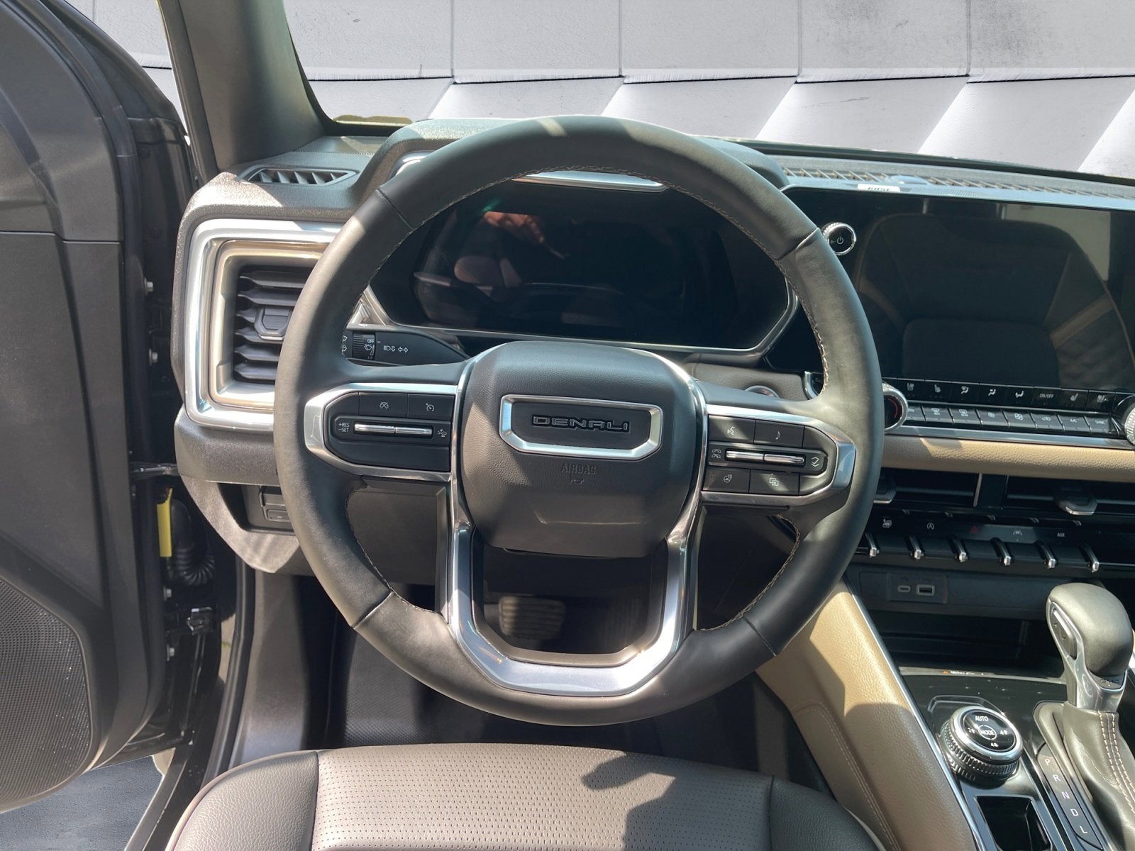 2025 GMC Canyon Denali