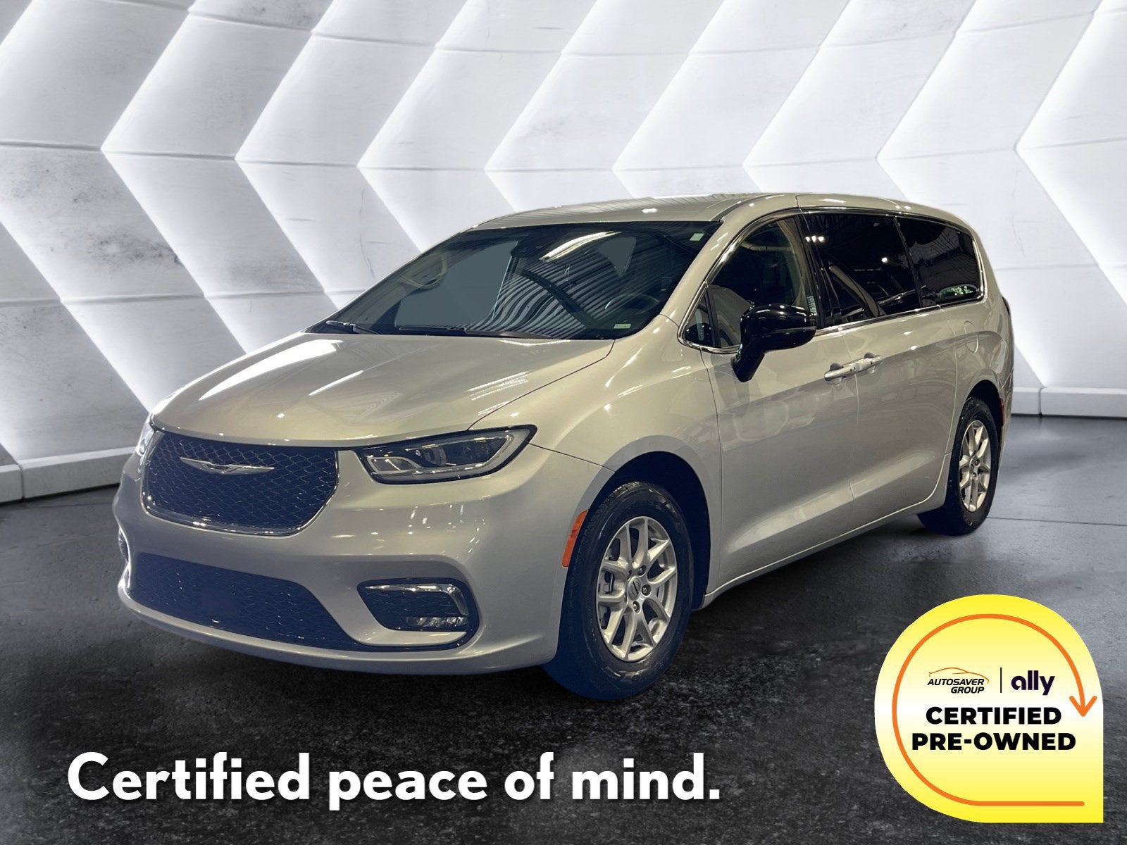 2024 Chrysler Pacifica Touring L