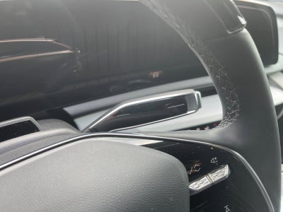 2025 Cadillac OPTIQ Luxury 1