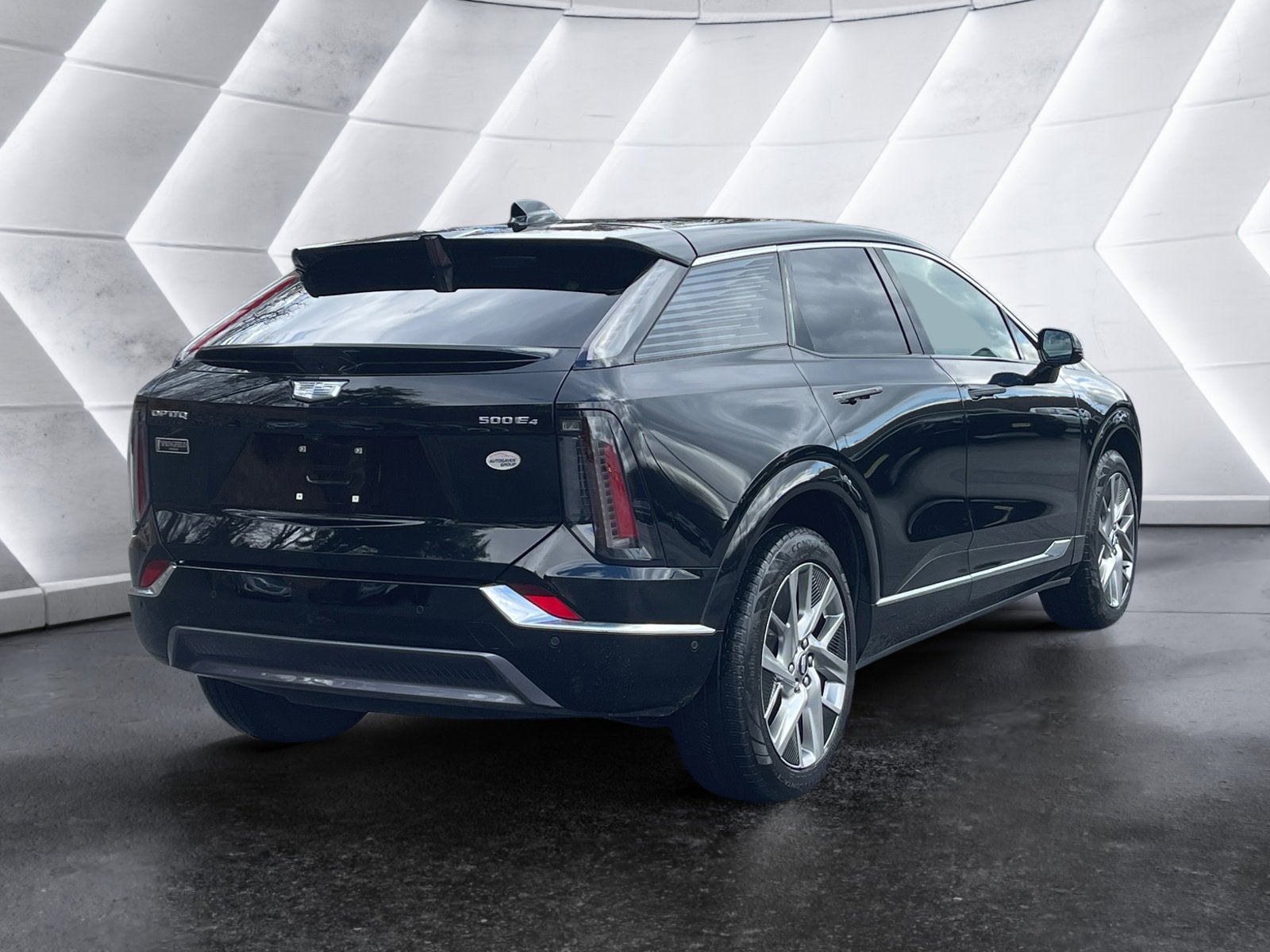 2025 Cadillac OPTIQ Luxury 1