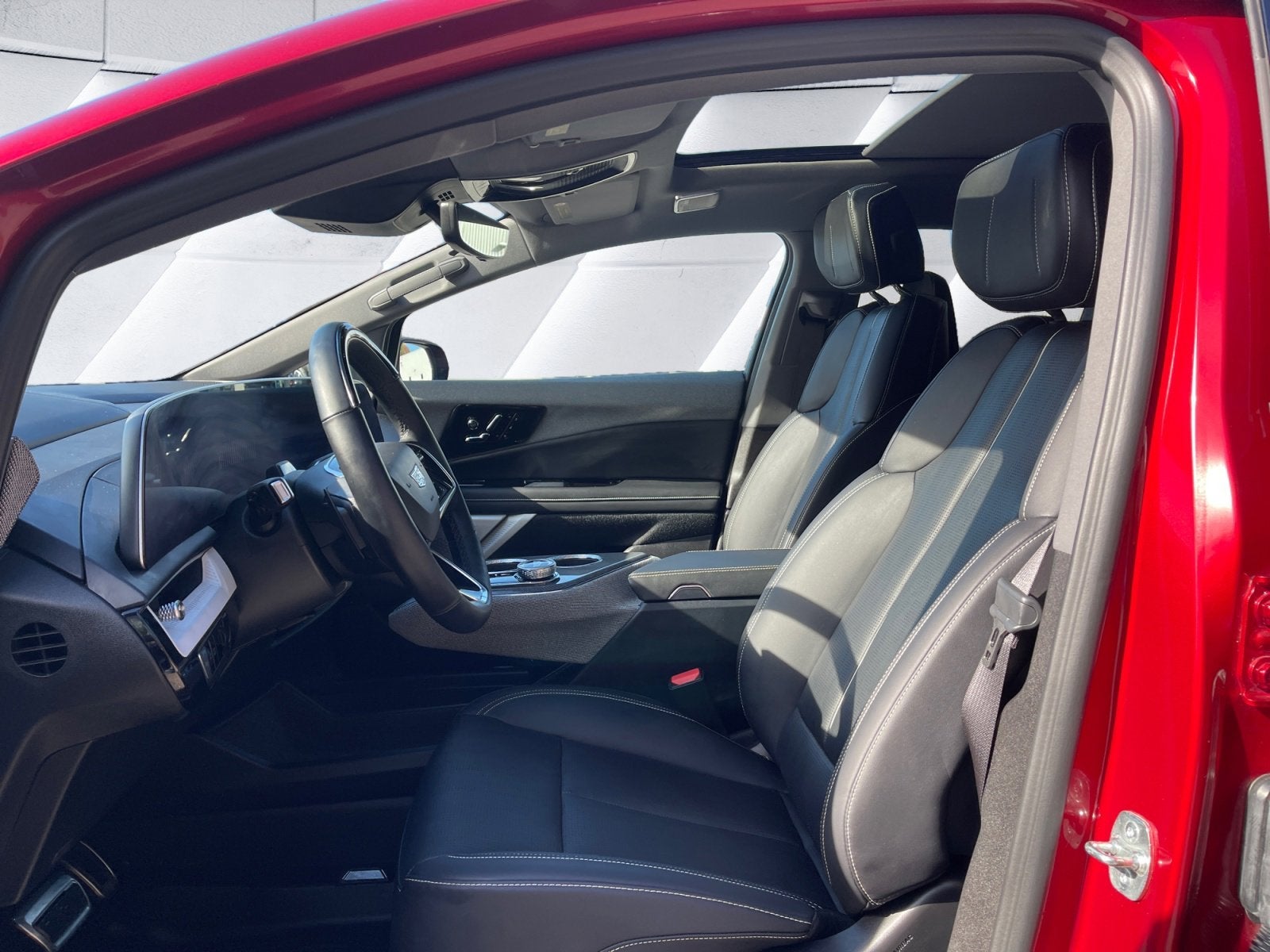 2025 Cadillac OPTIQ Sport 2