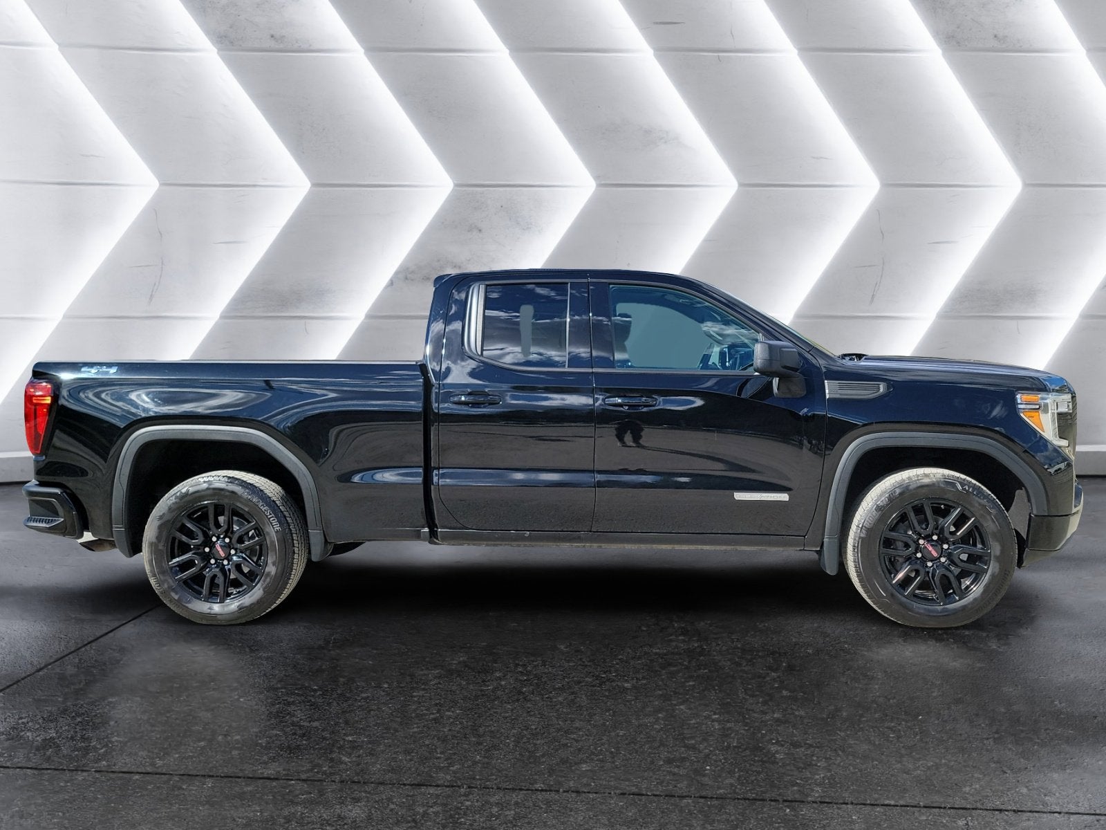2022 GMC Sierra 1500 Limited Elevation