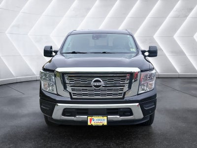 2023 Nissan Titan SV