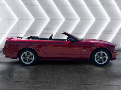 2006 Ford Mustang GT Deluxe