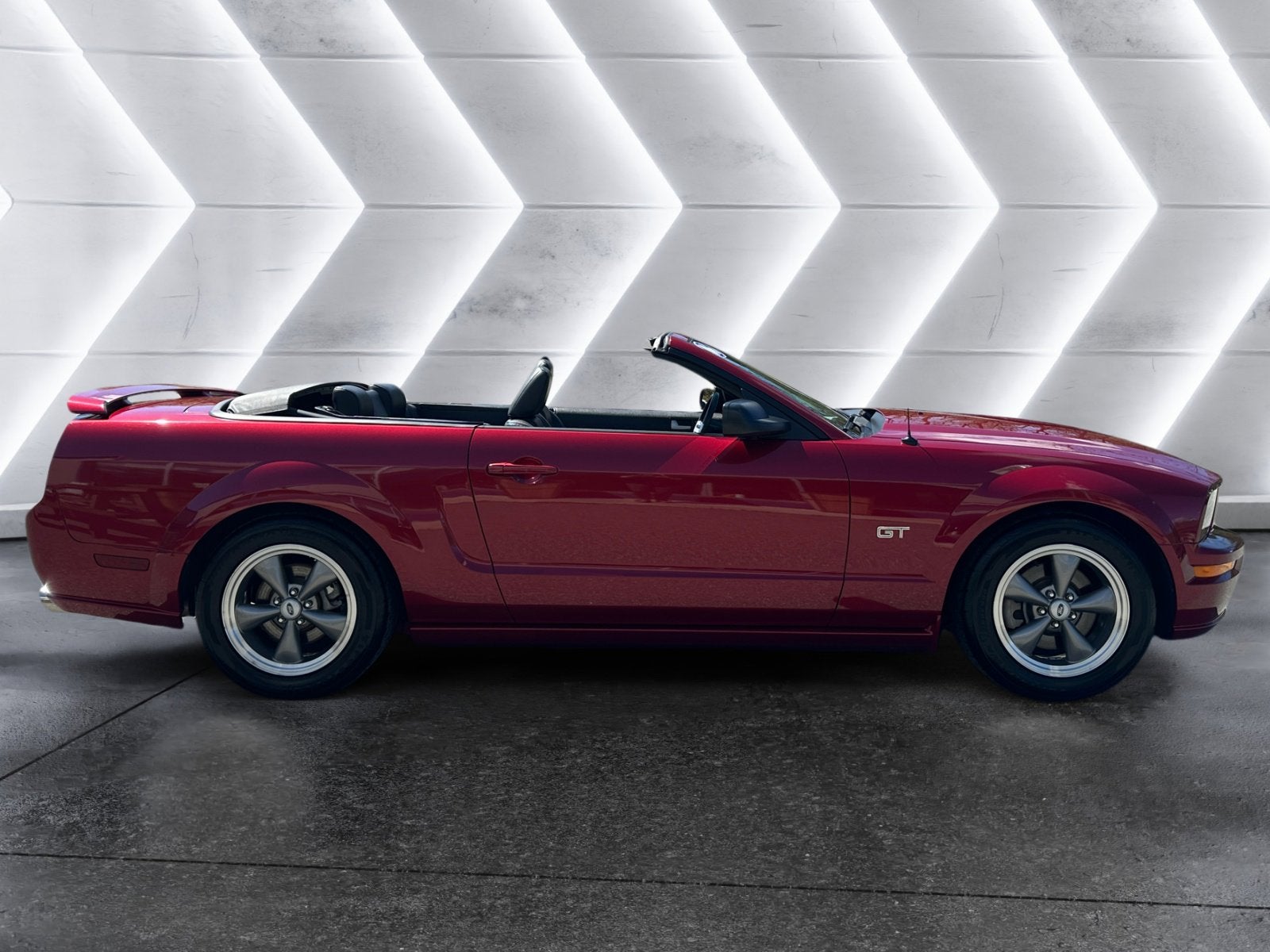 2006 Ford Mustang GT Deluxe