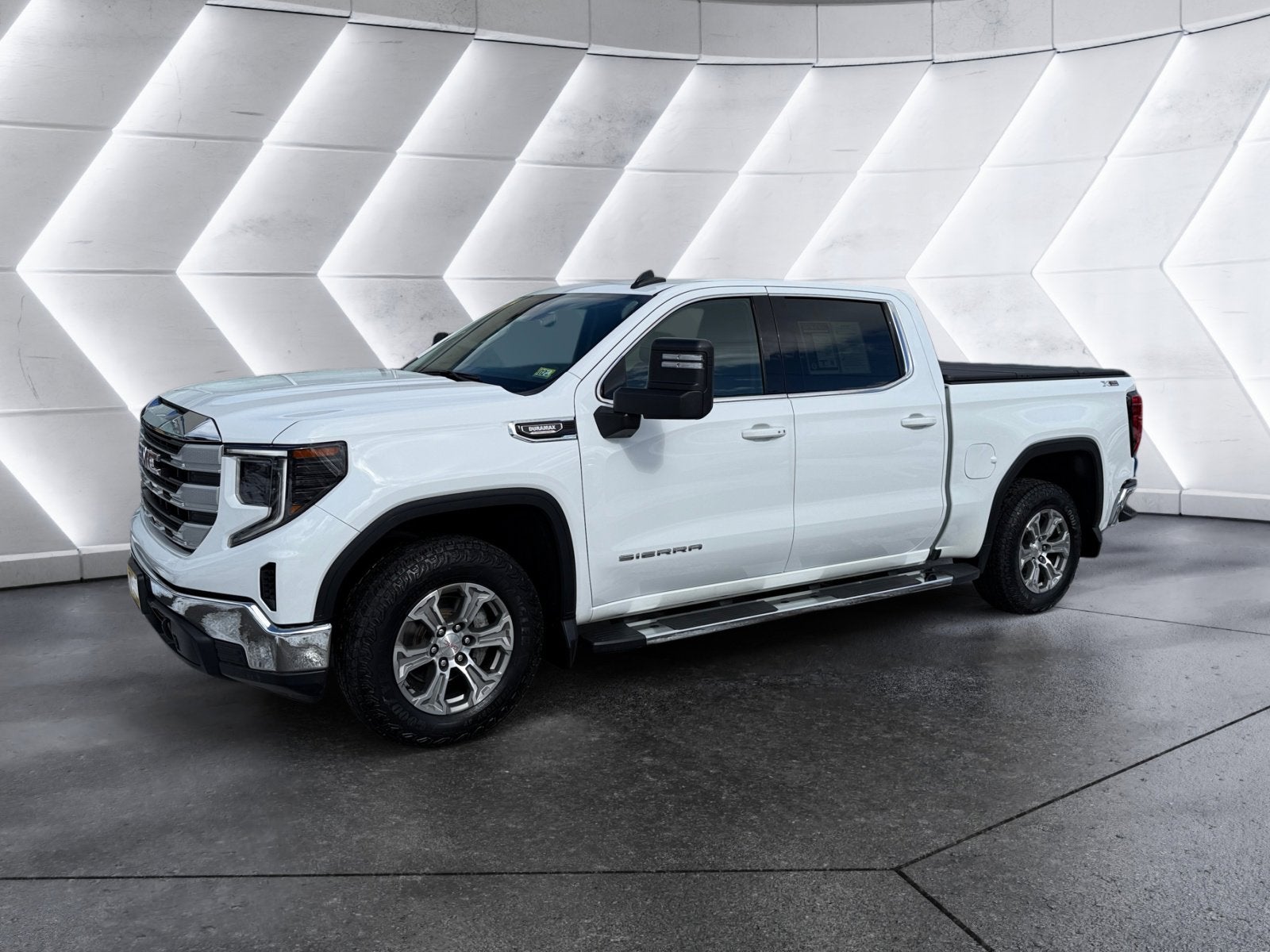 2023 GMC Sierra 1500 SLE