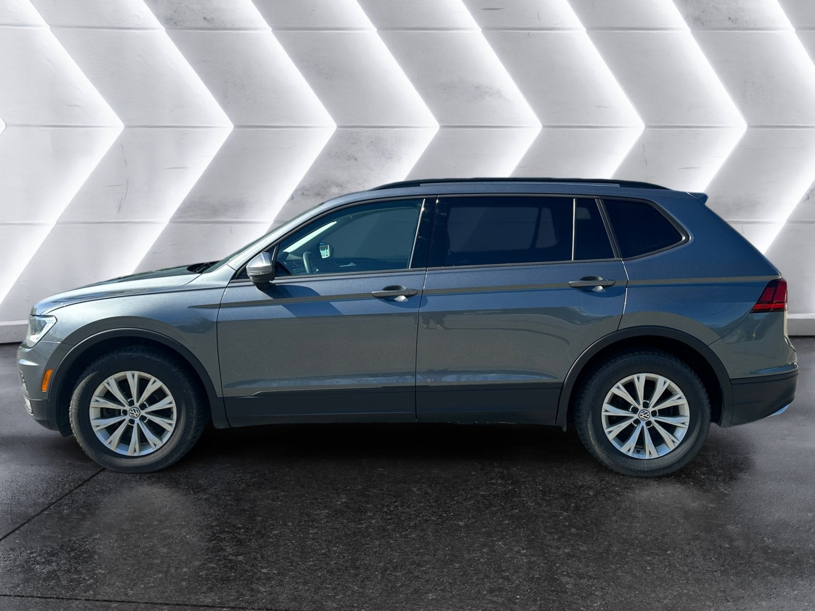 2018 Volkswagen Tiguan S