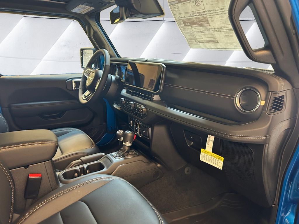 2025 Jeep Wrangler Sahara