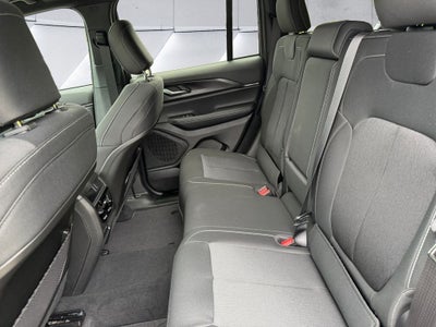 2026 Jeep Grand Cherokee Laredo X