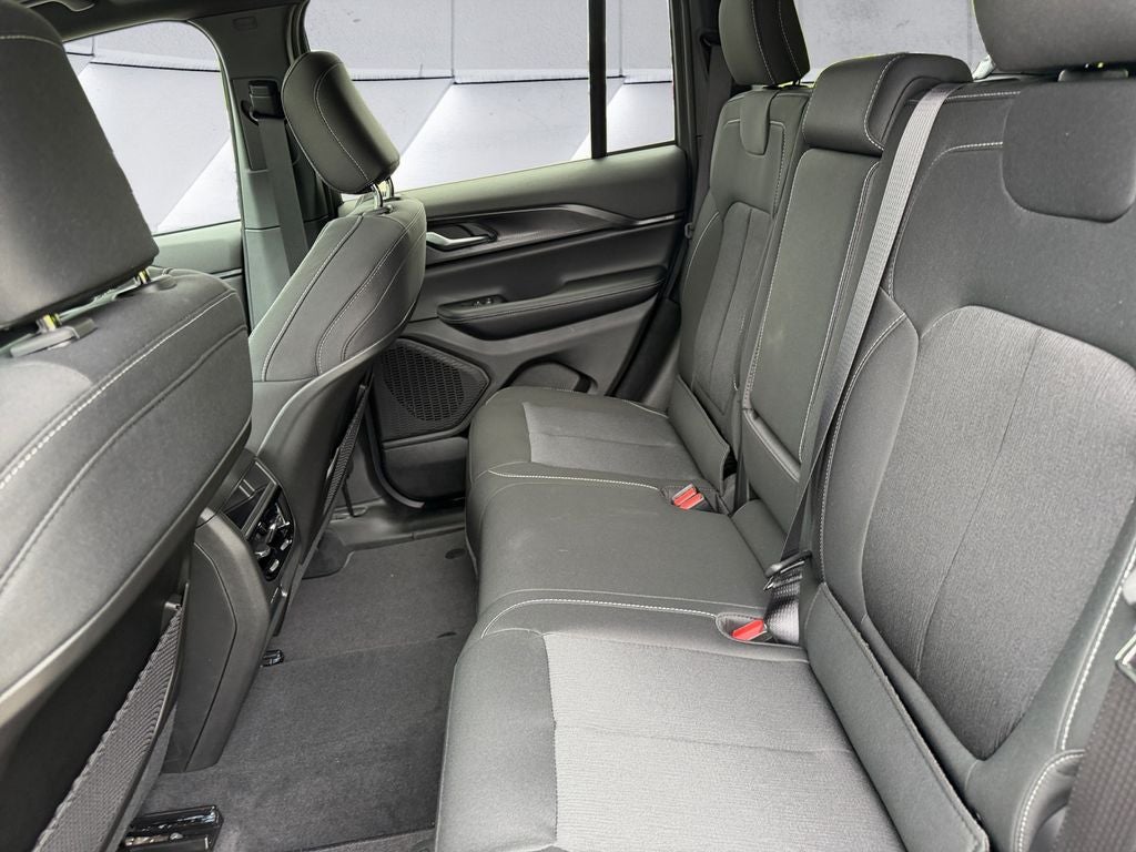 2026 Jeep Grand Cherokee Laredo X