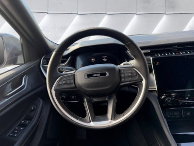 2027 Jeep Grand Cherokee Laredo X