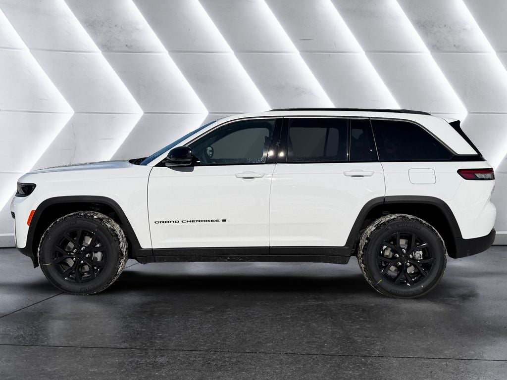 2026 Jeep Grand Cherokee Laredo