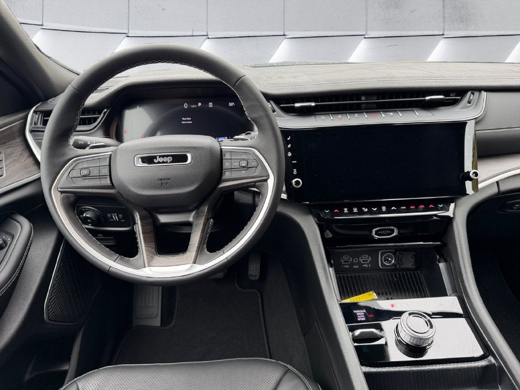 2027 Jeep Grand Cherokee Limited Reserve