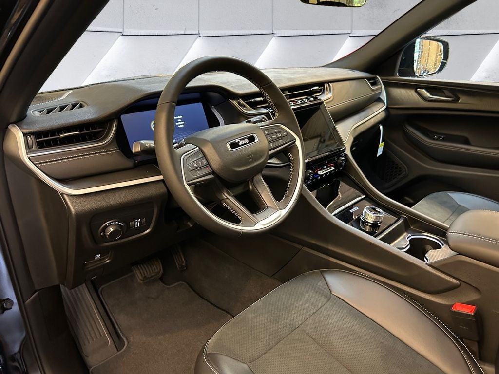 2025 Jeep Grand Cherokee L Altitude X