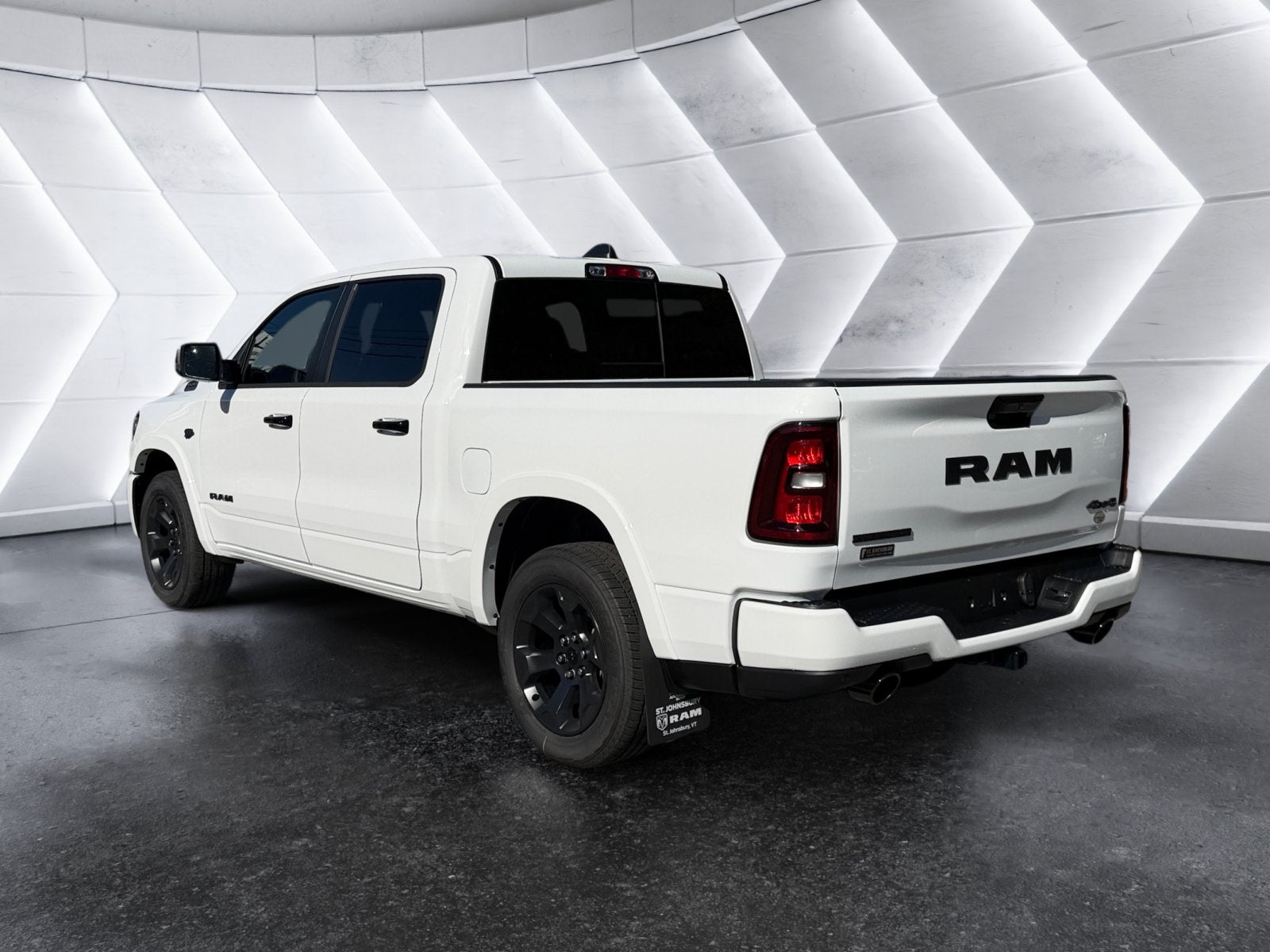 2027 RAM 1500 Big Horn/Lone Star