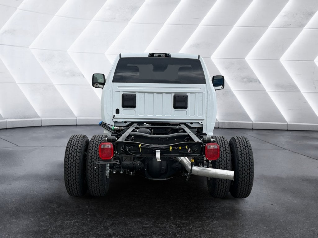 2027 RAM 3500 Chassis Cab Tradesman