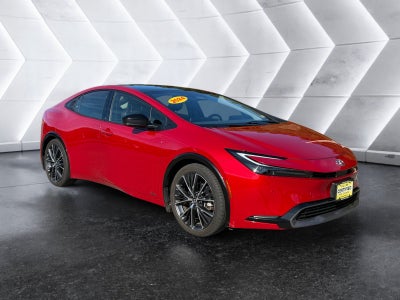 2024 Toyota Prius XLE