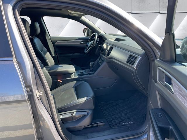 2020 Volkswagen Atlas Cross Sport 2.0T SE w/Technology