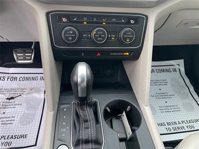 2021 Volkswagen Atlas 3.6L V6 SE w/Technology R-Line