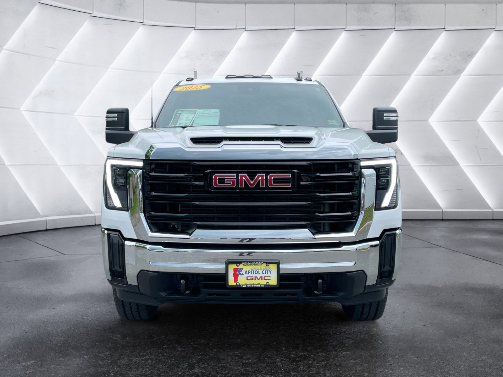 2025 GMC Sierra 2500 HD Pro