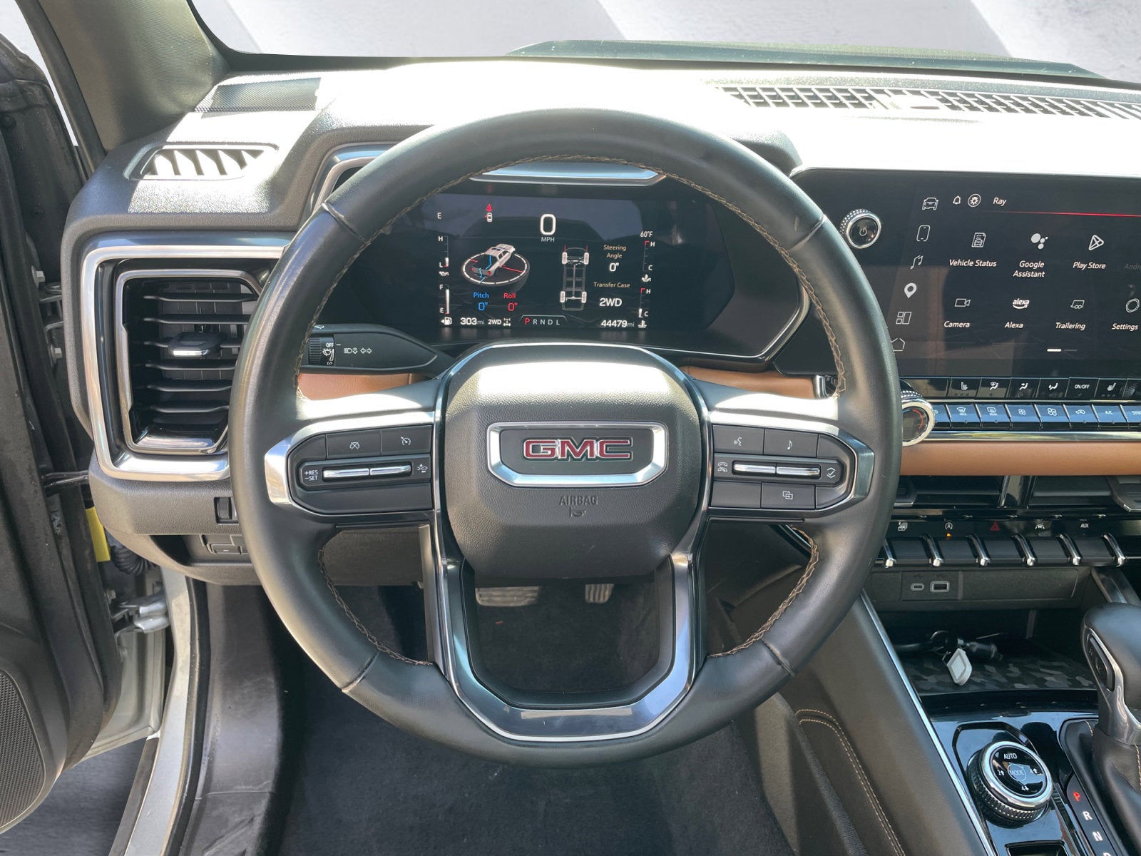 2023 GMC Canyon 4WD AT4