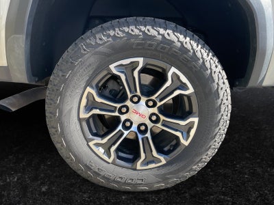 2023 GMC Canyon 4WD AT4
