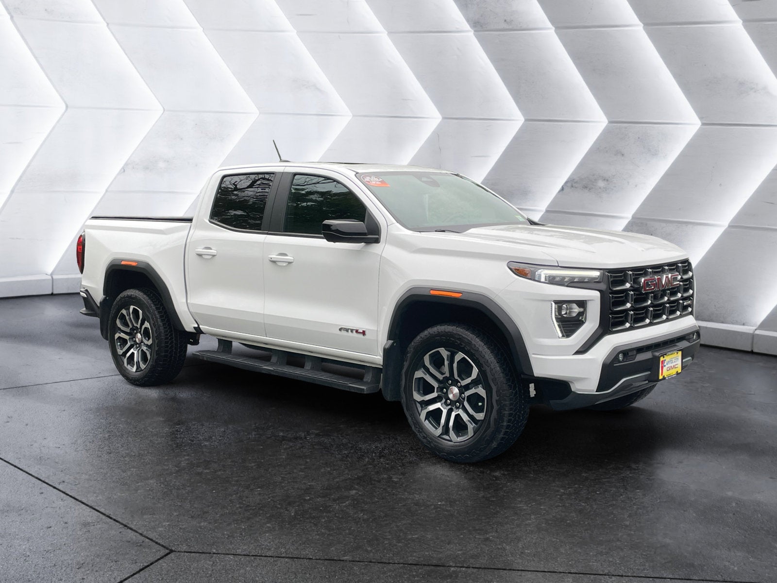2024 GMC Canyon AT4