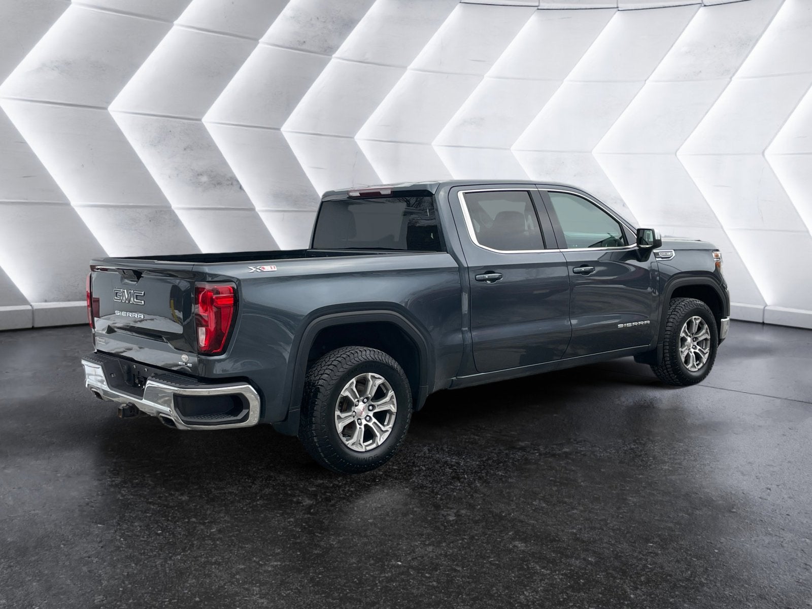 2020 GMC Sierra 1500 SLE