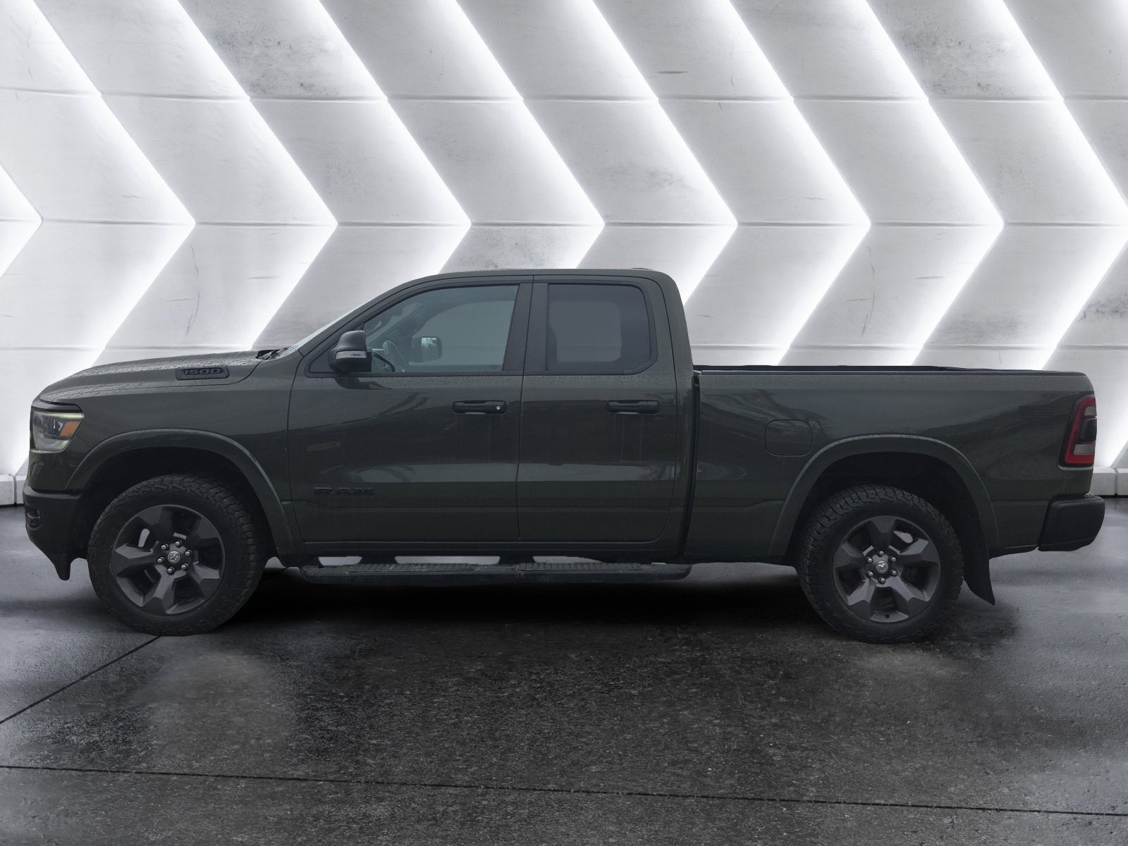 2021 RAM 1500 Big Horn Quad Cab 4x4 6'4" Box