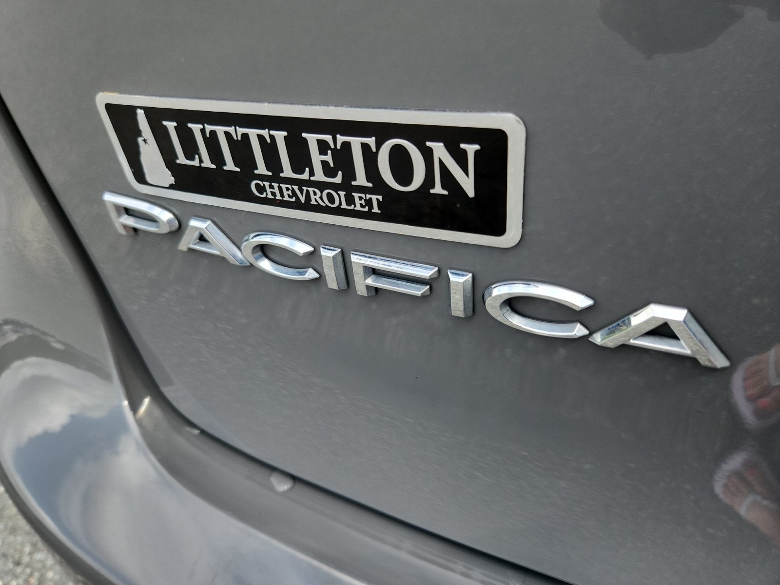 2025 Chrysler Pacifica Select