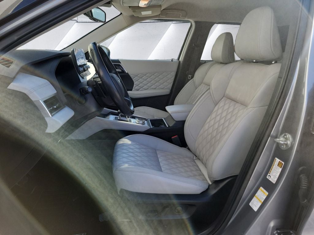 2022 Mitsubishi Outlander SEL