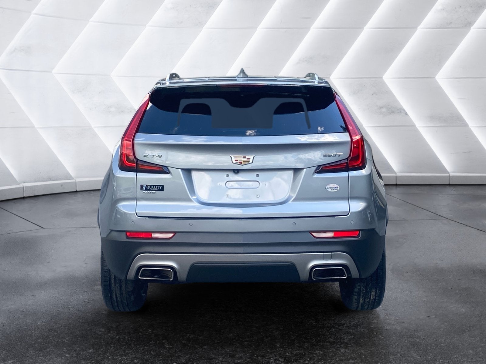 2023 Cadillac XT4 AWD Premium Luxury