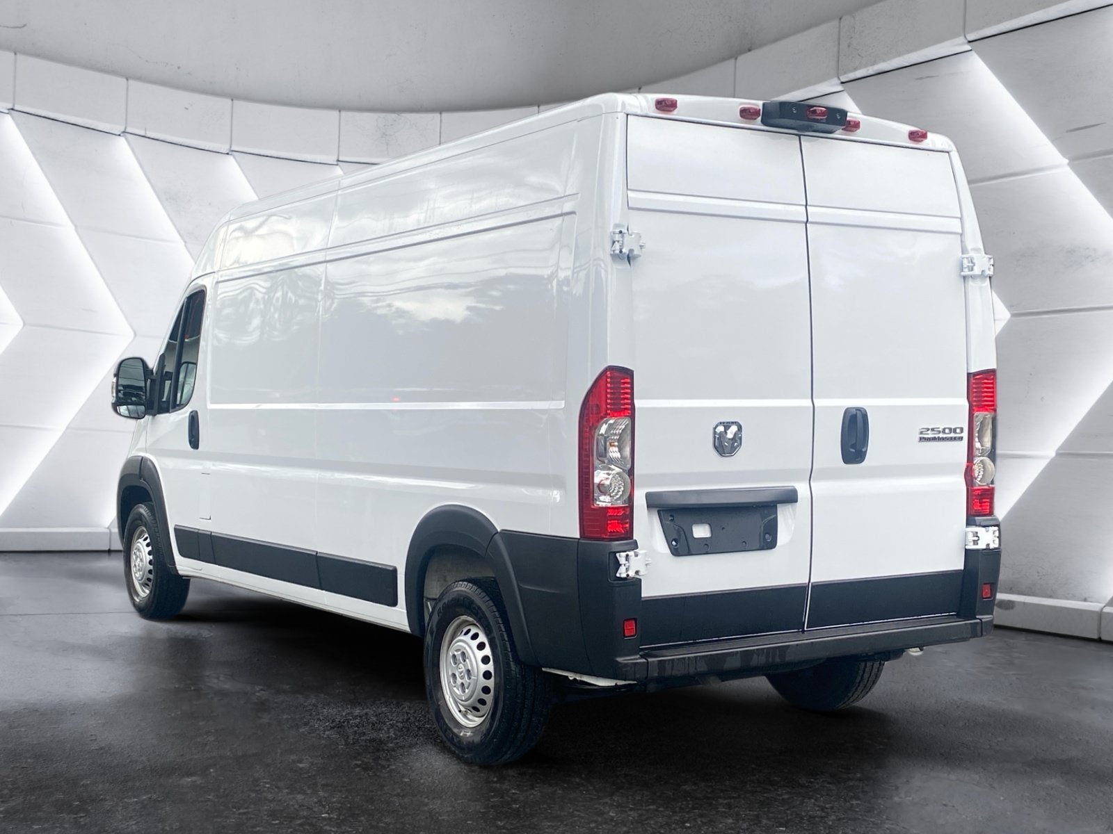 2026 RAM ProMaster Cargo Van Tradesman