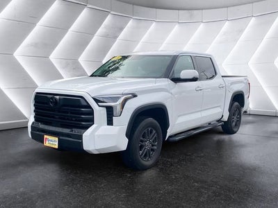 2024 Toyota Tundra 4WD SR5