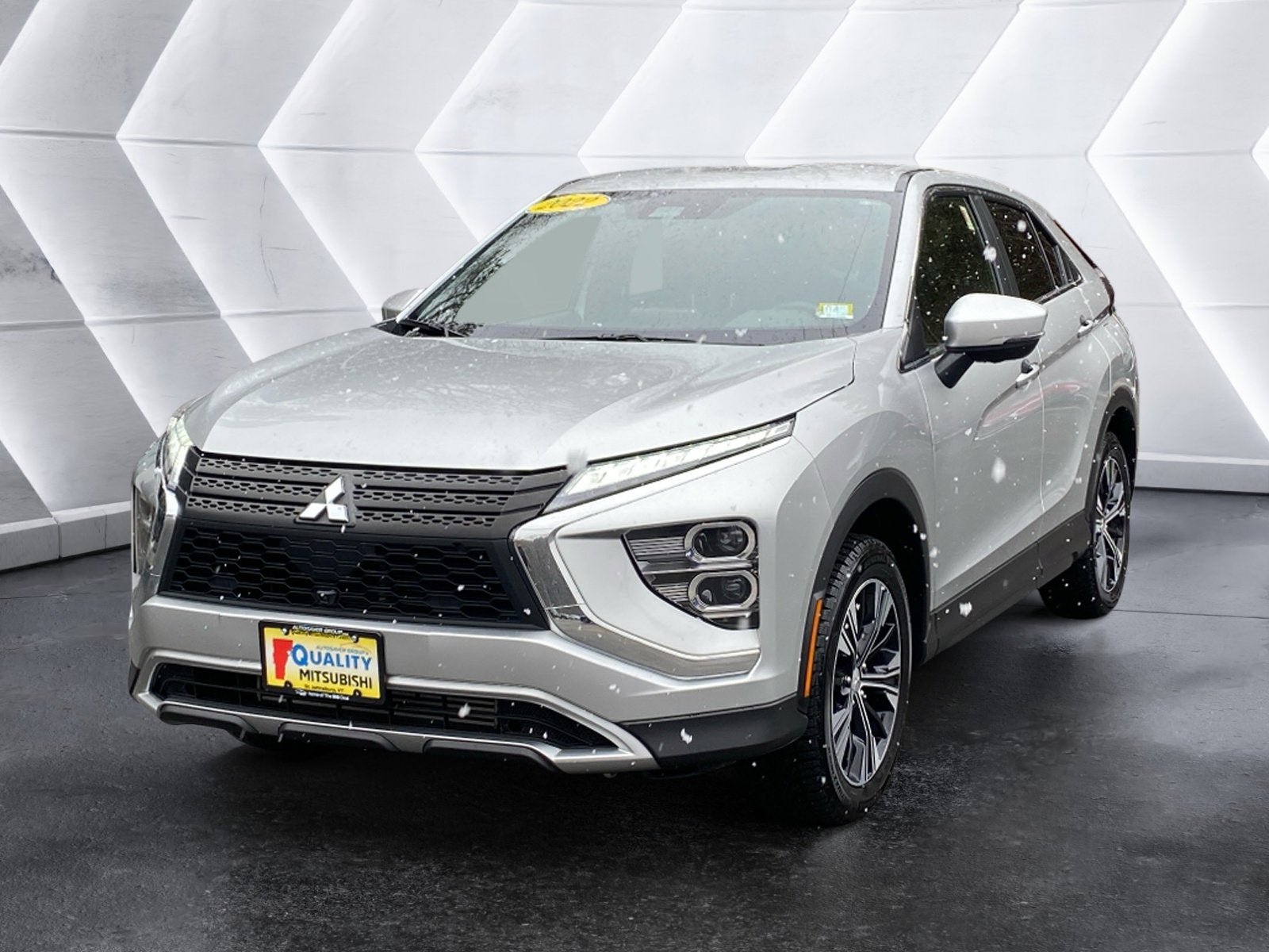 2022 Mitsubishi Eclipse Cross Base