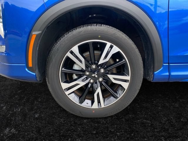 2025 Mitsubishi Eclipse Cross Base