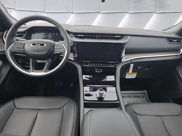 2027 Jeep Grand Cherokee Limited Reserve