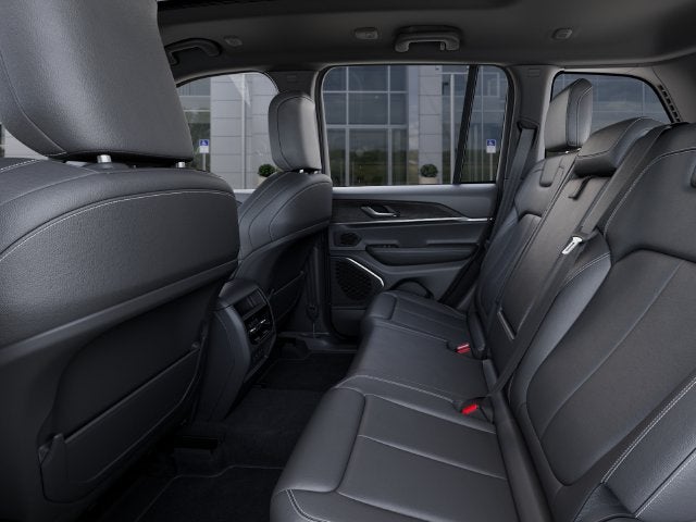 2027 Jeep Grand Cherokee Limited Reserve