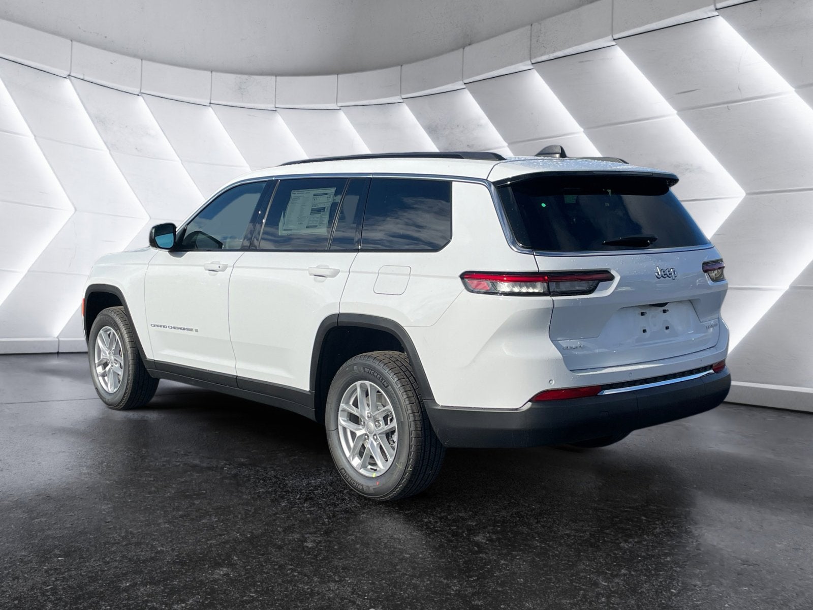 2025 Jeep Grand Cherokee L Laredo