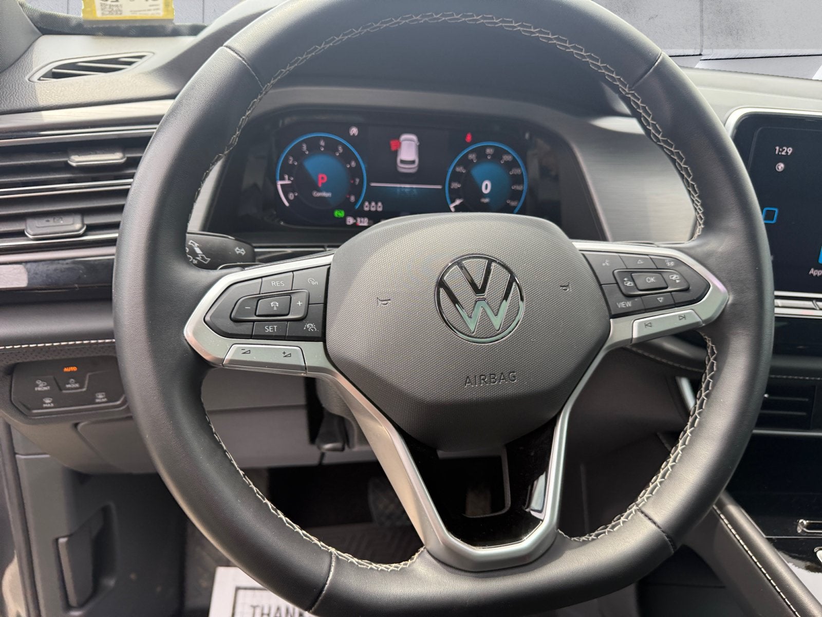 2024 Volkswagen Atlas Cross Sport 2.0T SE w/Technology