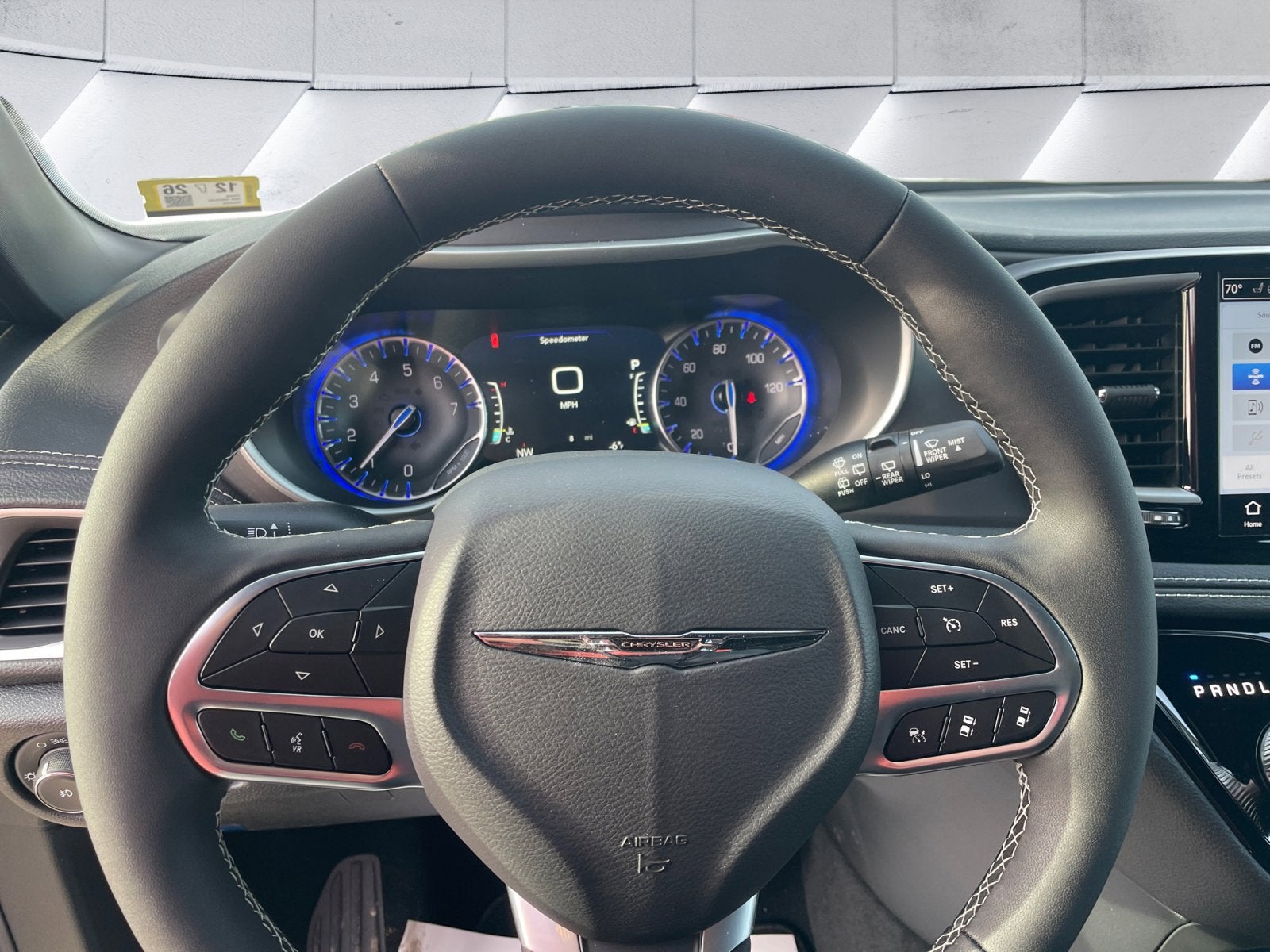 2026 Chrysler Pacifica Select