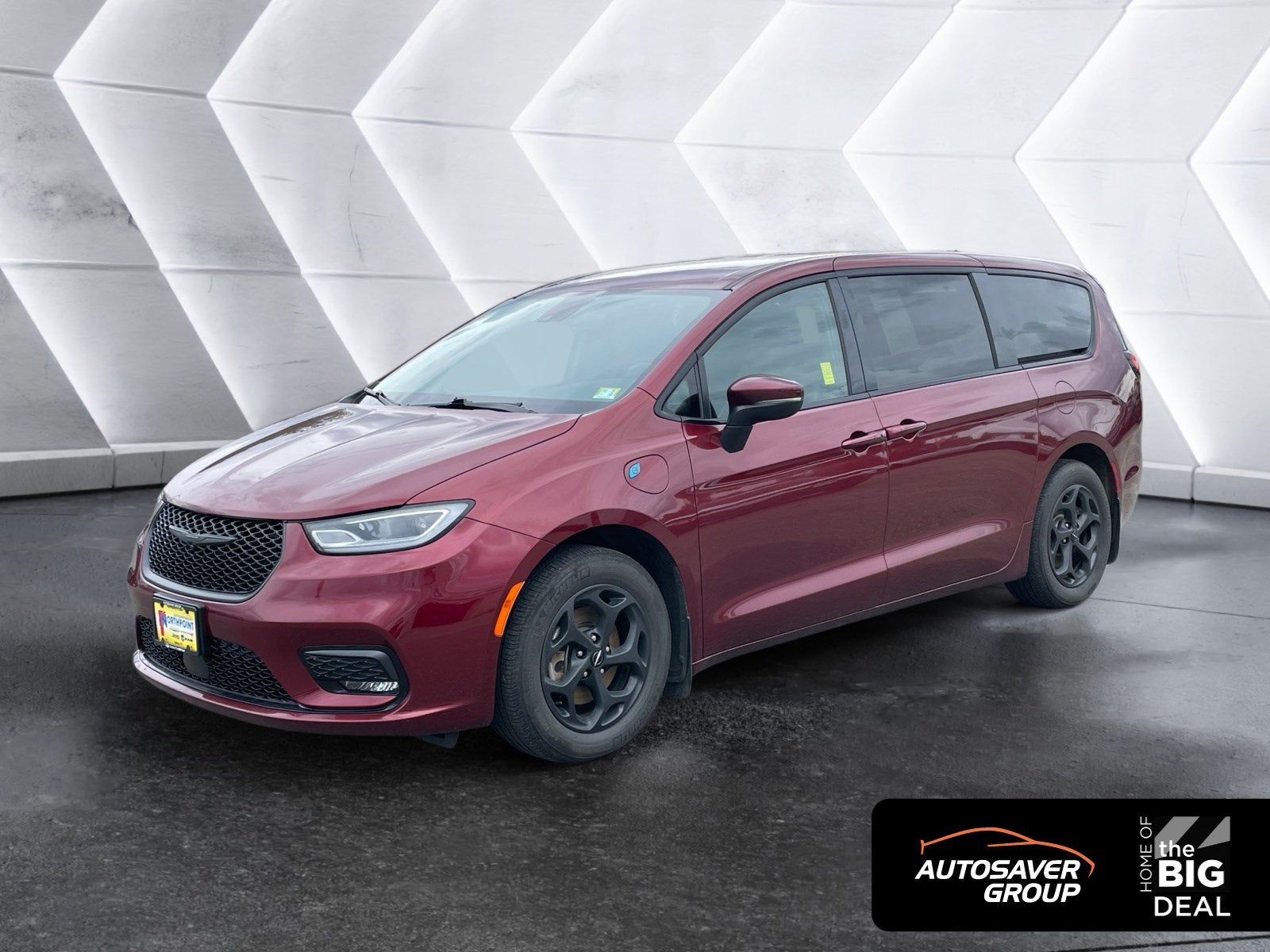 2023 Chrysler Pacifica Hybrid Touring L Hybrid's photo