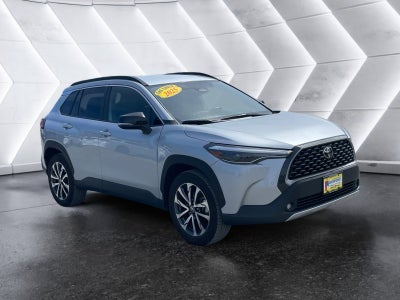 2025 Toyota Corolla Cross XLE
