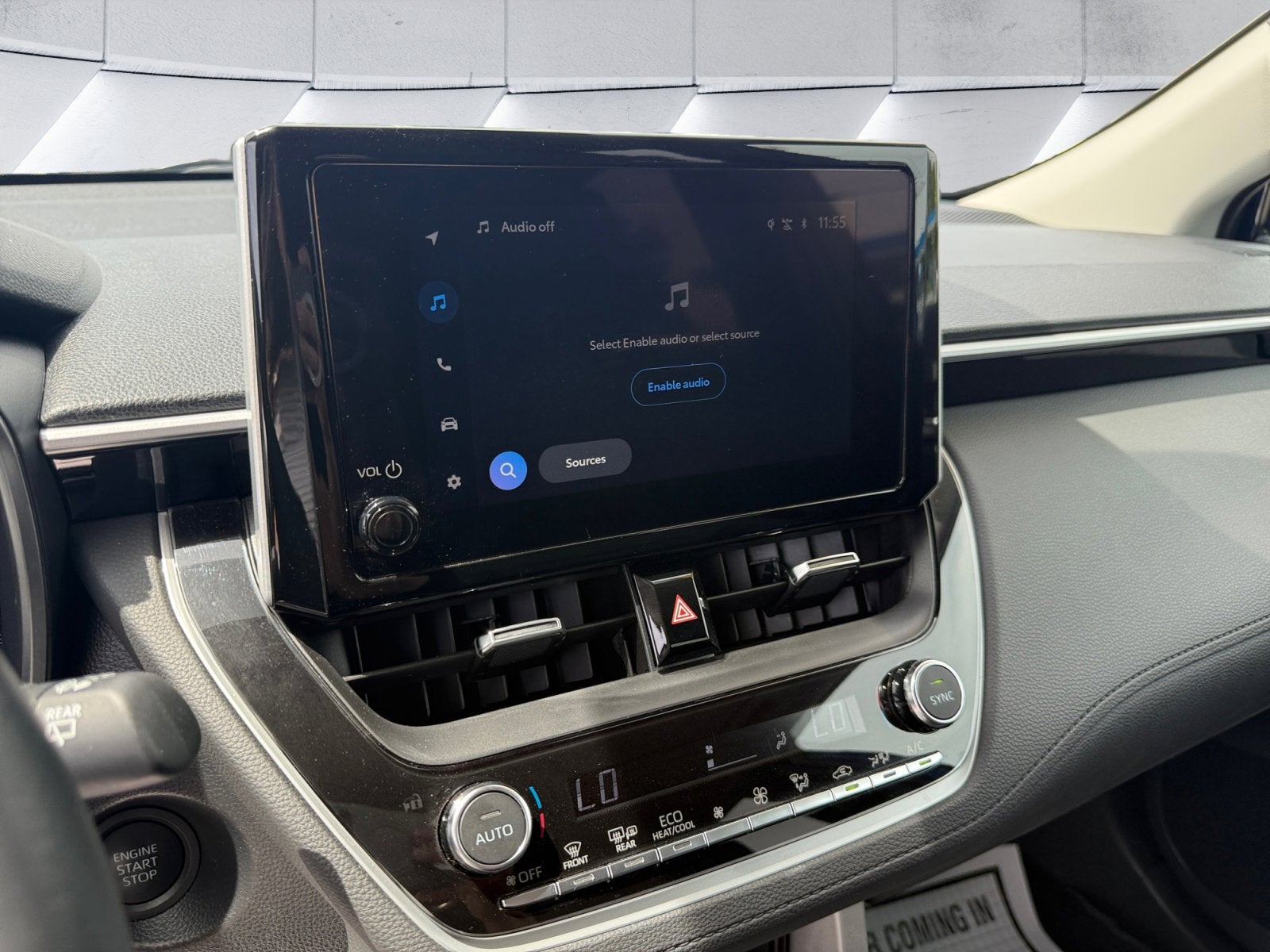 2025 Toyota Corolla Cross XLE