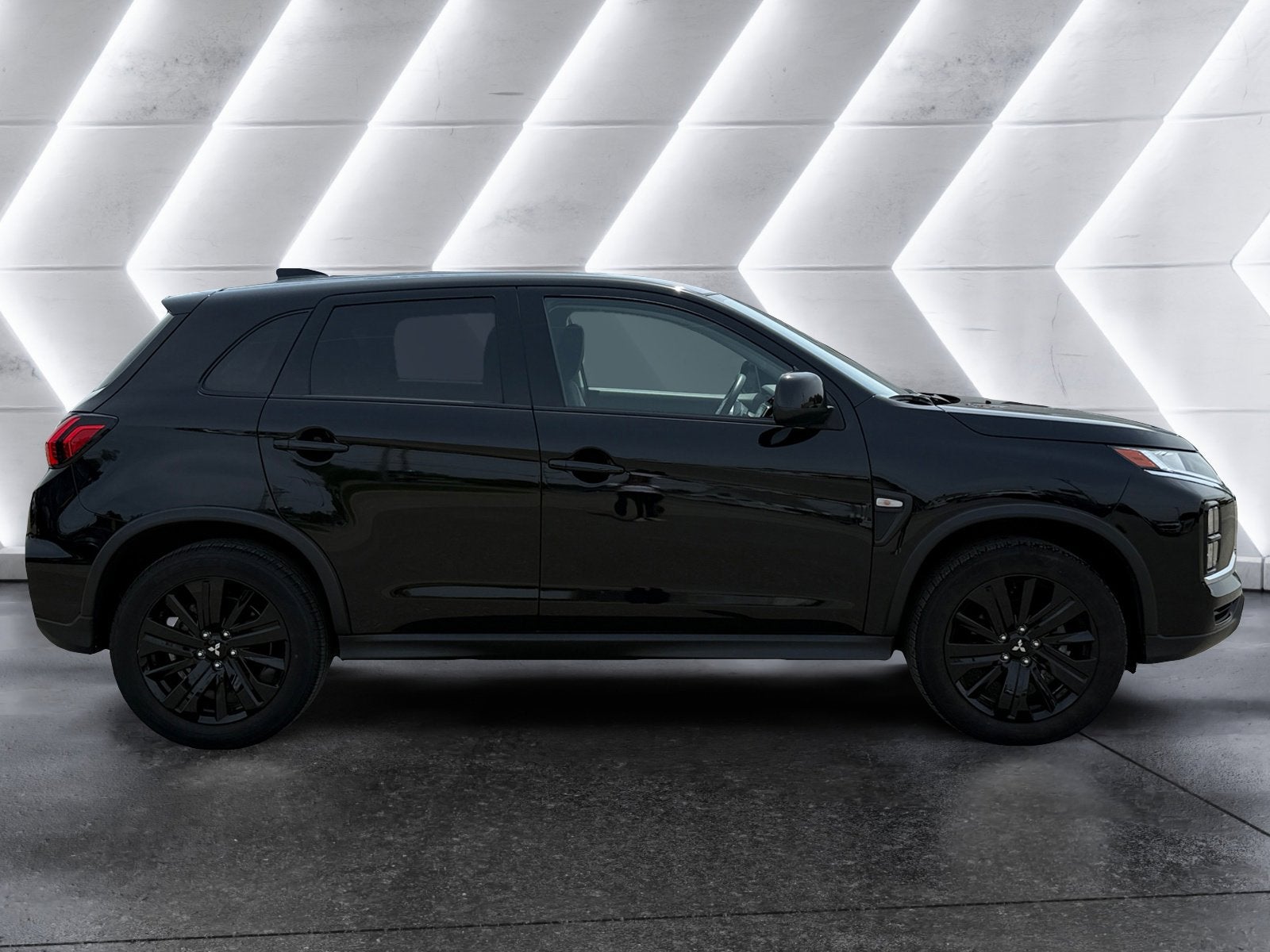 2025 Mitsubishi Outlander Sport ES