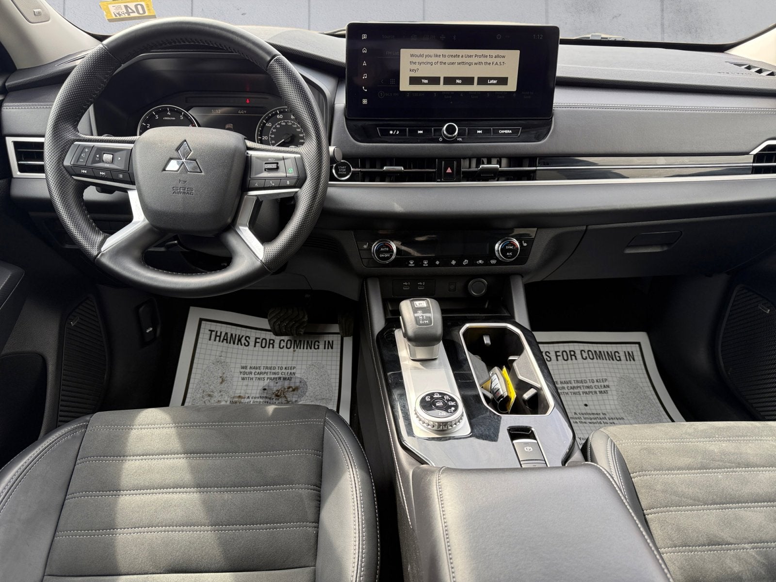 2025 Mitsubishi Outlander SE