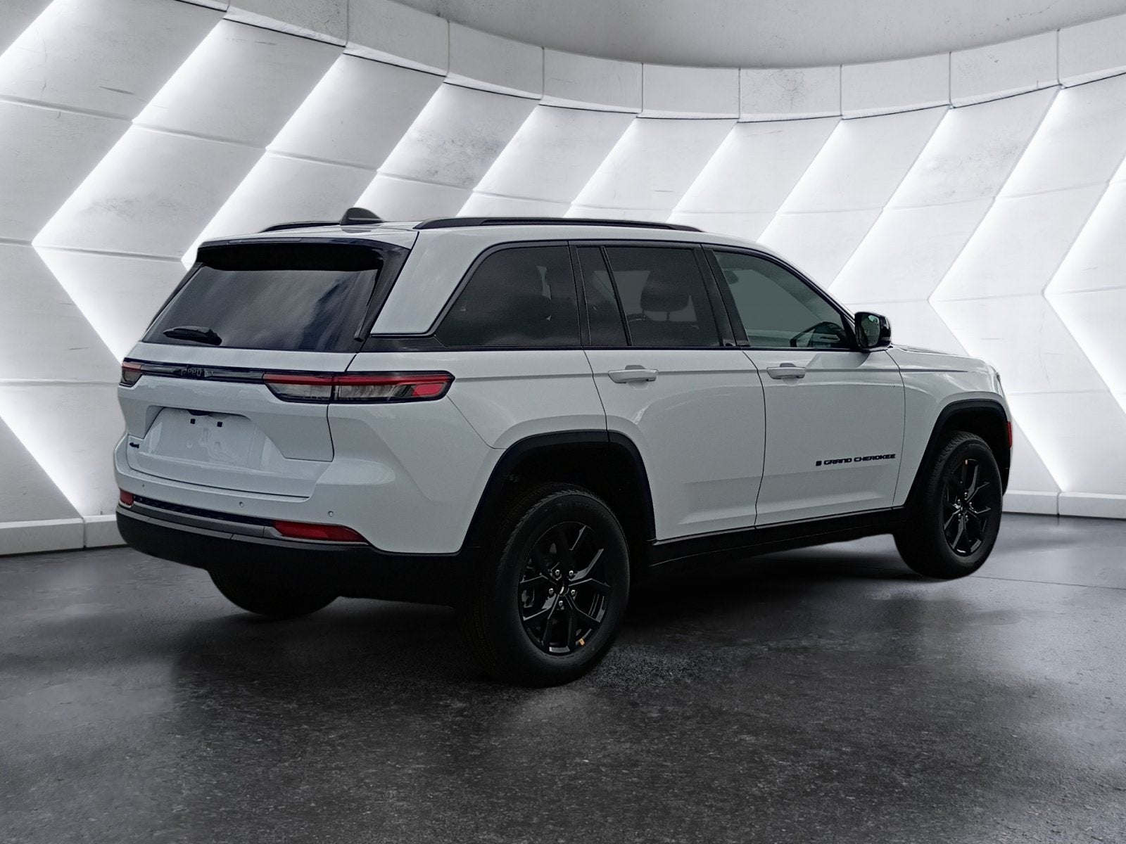 2027 Jeep Grand Cherokee Altitude