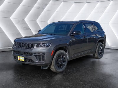 2026 Jeep Grand Cherokee Laredo